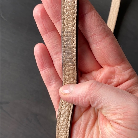 Michael Kors Tan Crossbody - Picture 3 of 4